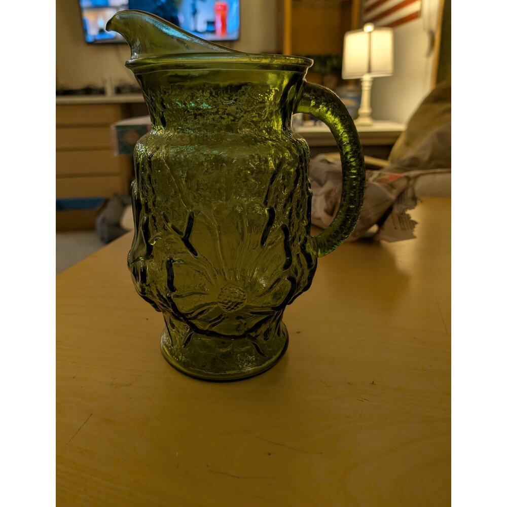 🍀Vintage Anchor Hocking Green Pitcher